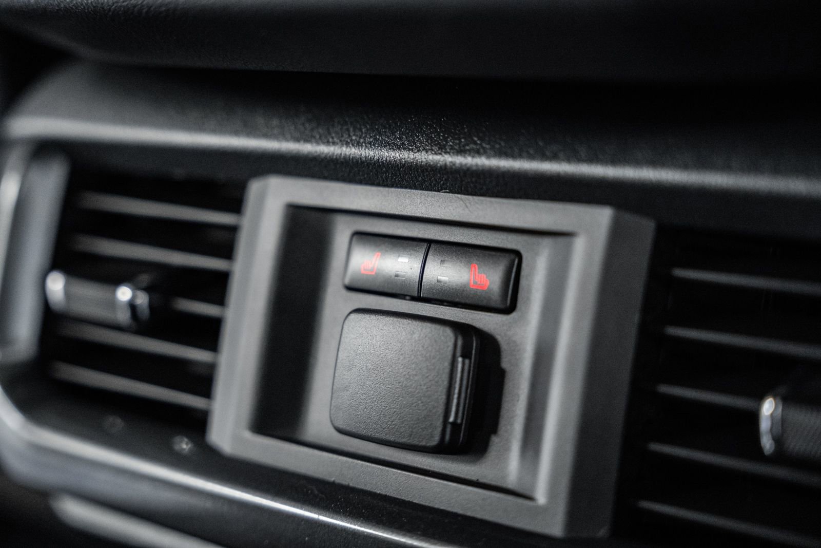 Certified 2021 Ford F150 Lariat w/ Equipment Group 502A High image 41