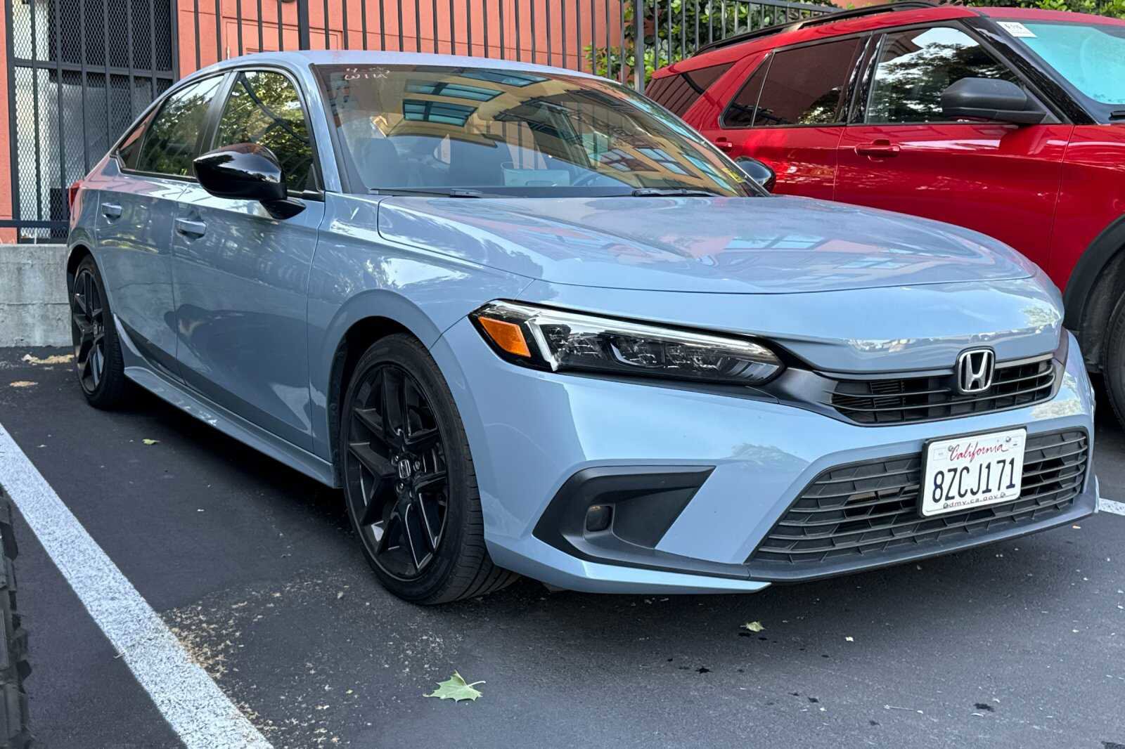 Used 2022 Honda Civic Sport image 2