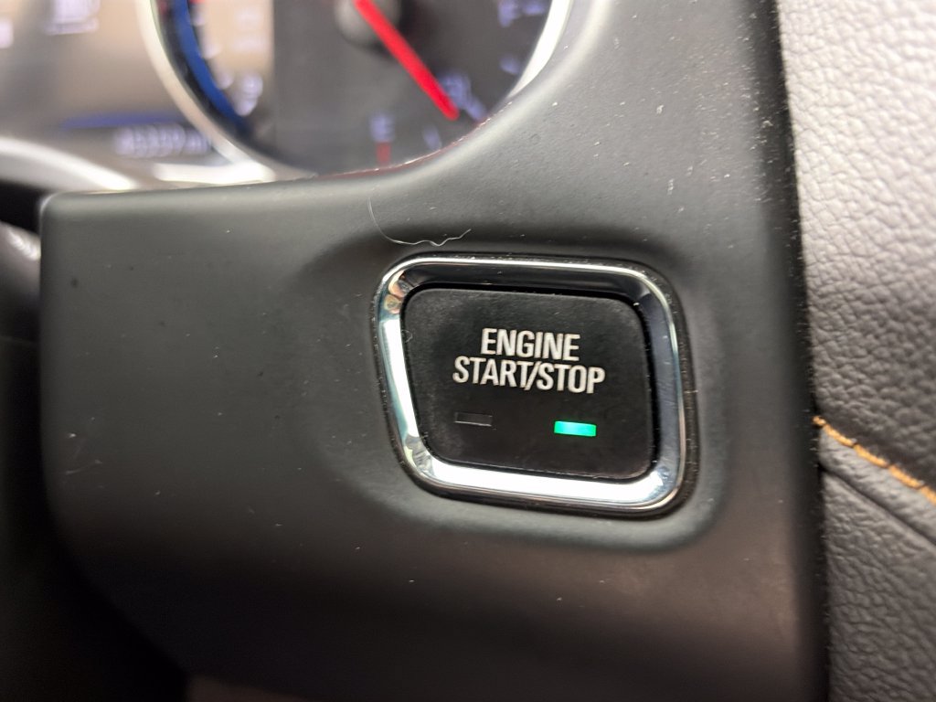 Used 2023 GMC Acadia AT4 w/ Technology Package AWD/4WD image 23