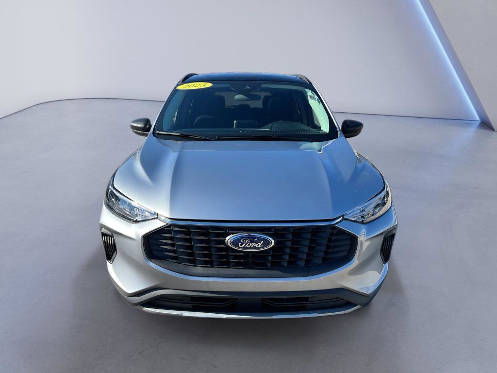 Certified 2023 Ford Escape Active image 2