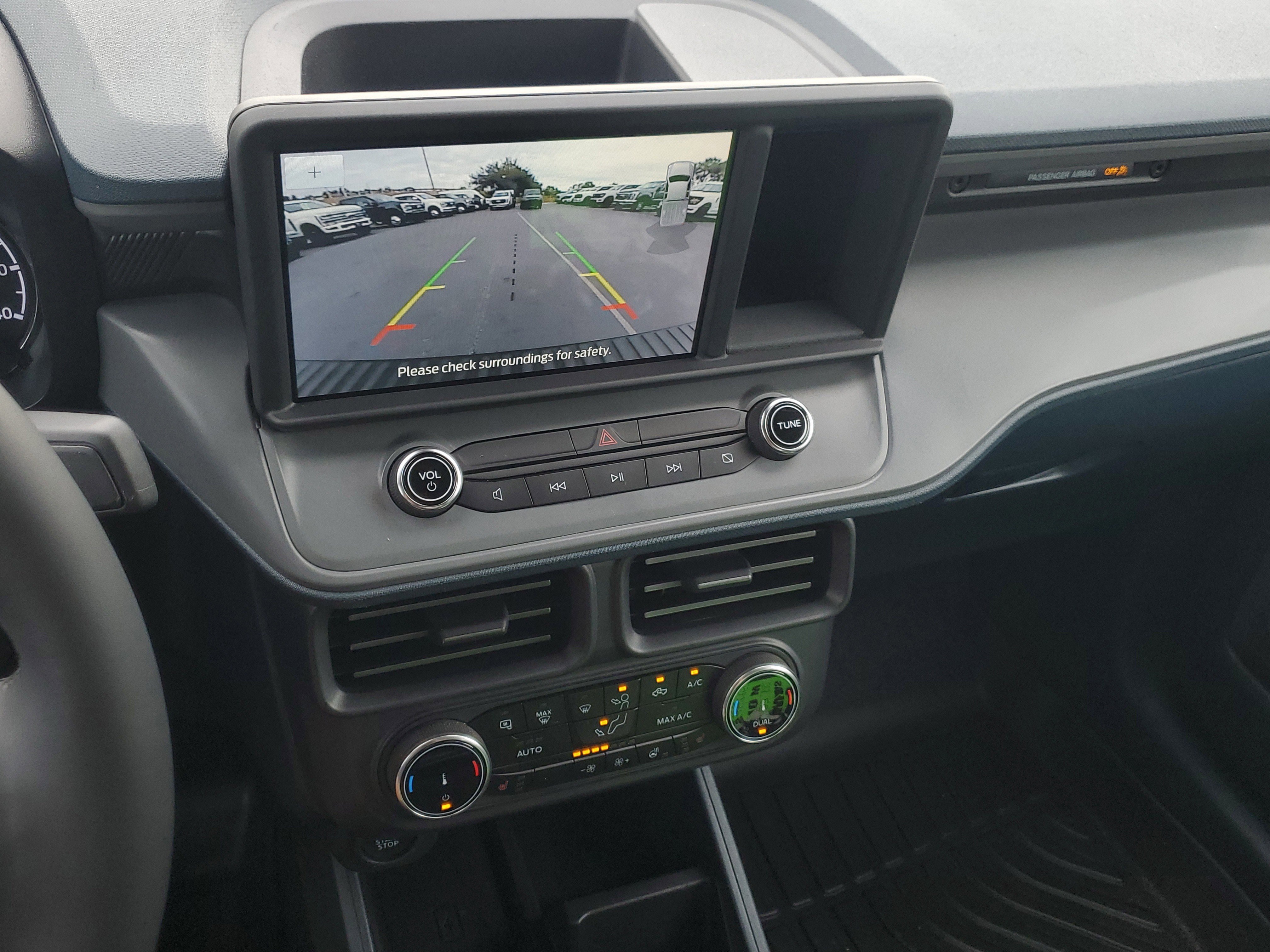 Certified 2024 Ford Maverick Lariat w/ Black Appearance Package image 25