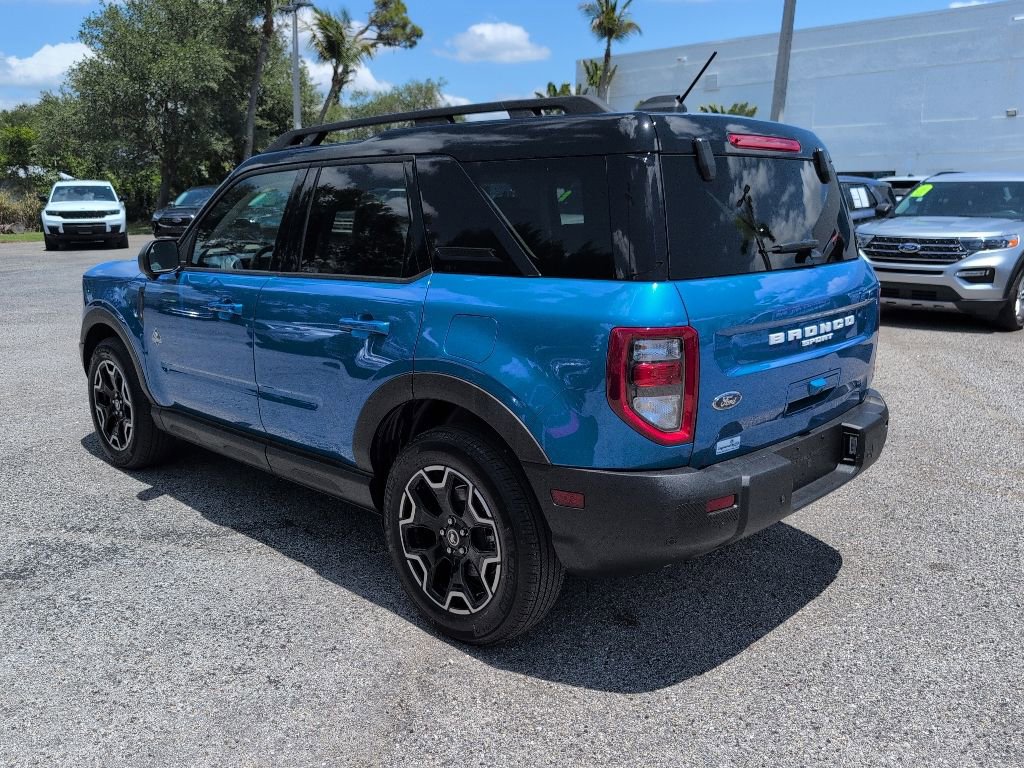 Certified 2025 Ford Bronco Sport Outer Banks w/ Outer Banks Tech Package+ AWD/4WD image 5