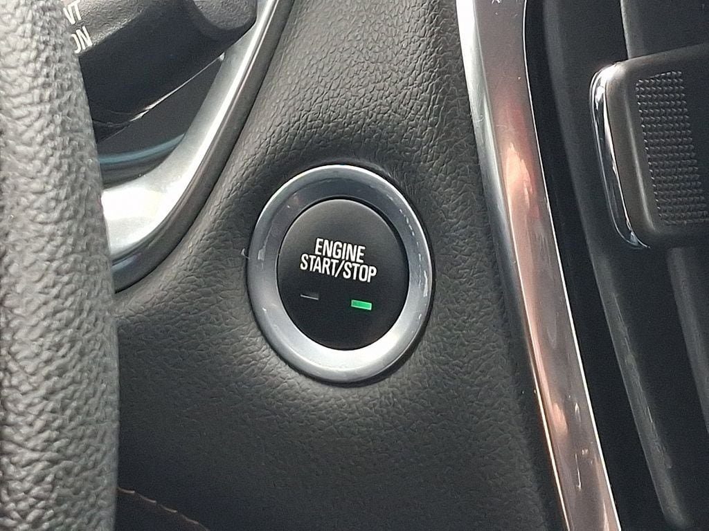 Used 2018 Chevrolet Traverse LS AWD/4WD image 23