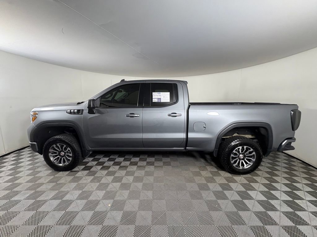 Used 2020 GMC Sierra 1500 Elevation w/ Elevation Value Package image 2