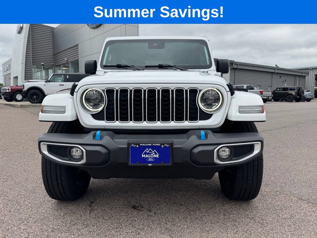 Used 2024 Jeep Wrangler Unlimited Sahara AWD/4WD image 11