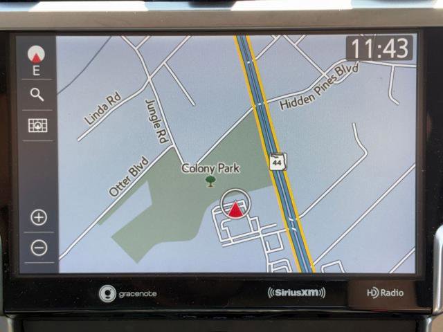 Used 2022 Toyota 4Runner SR5 Premium w/ Moonroof Package AWD/4WD image 24