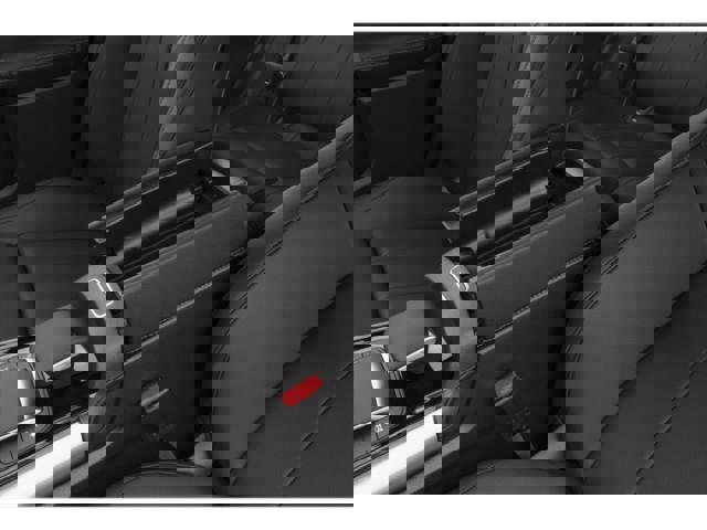 Used 2023 Mercedes-Benz GLA 250 4MATIC image 17