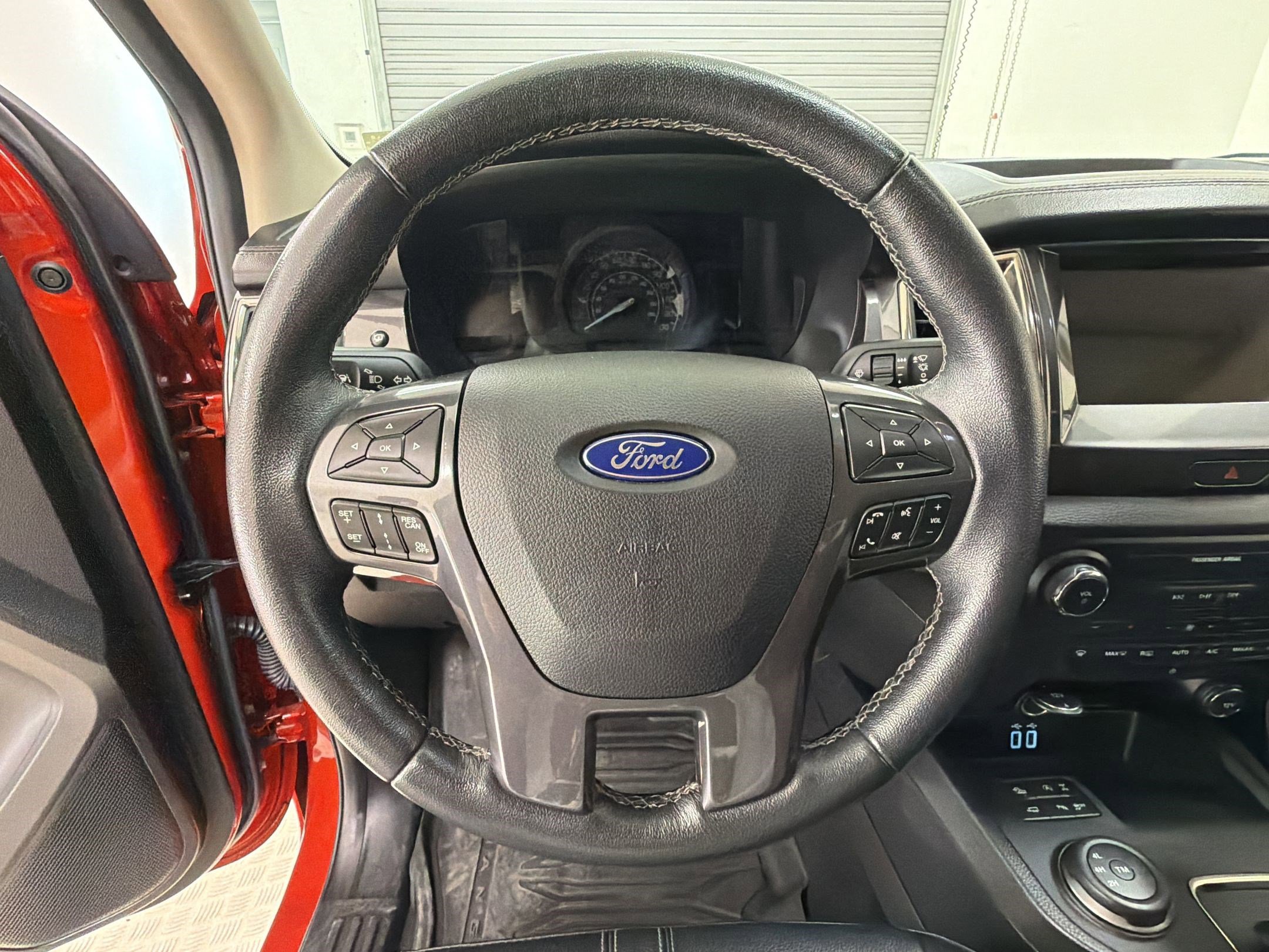 Certified 2019 Ford Ranger Lariat w/ Equipment Group 501A Mid AWD/4WD image 17