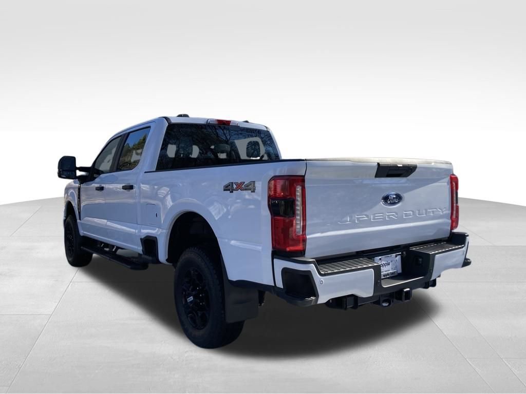 Certified 2024 Ford F250 XL w/ STX Appearance Package image 3