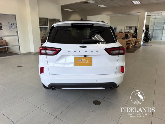 Certified 2023 Ford Escape ST-Line w/ Tech Pack #1 FWD image 7