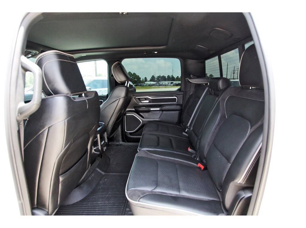 Used 2023 RAM 1500 Laramie AWD/4WD image 10