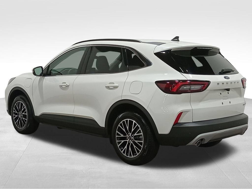 Certified 2026 Ford Escape SE FWD image 7