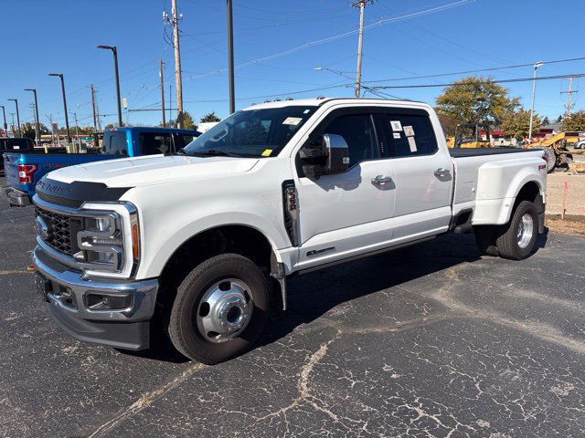 Certified 2023 Ford F350 Lariat w/ Lariat Ultimate Package AWD/4WD image 6