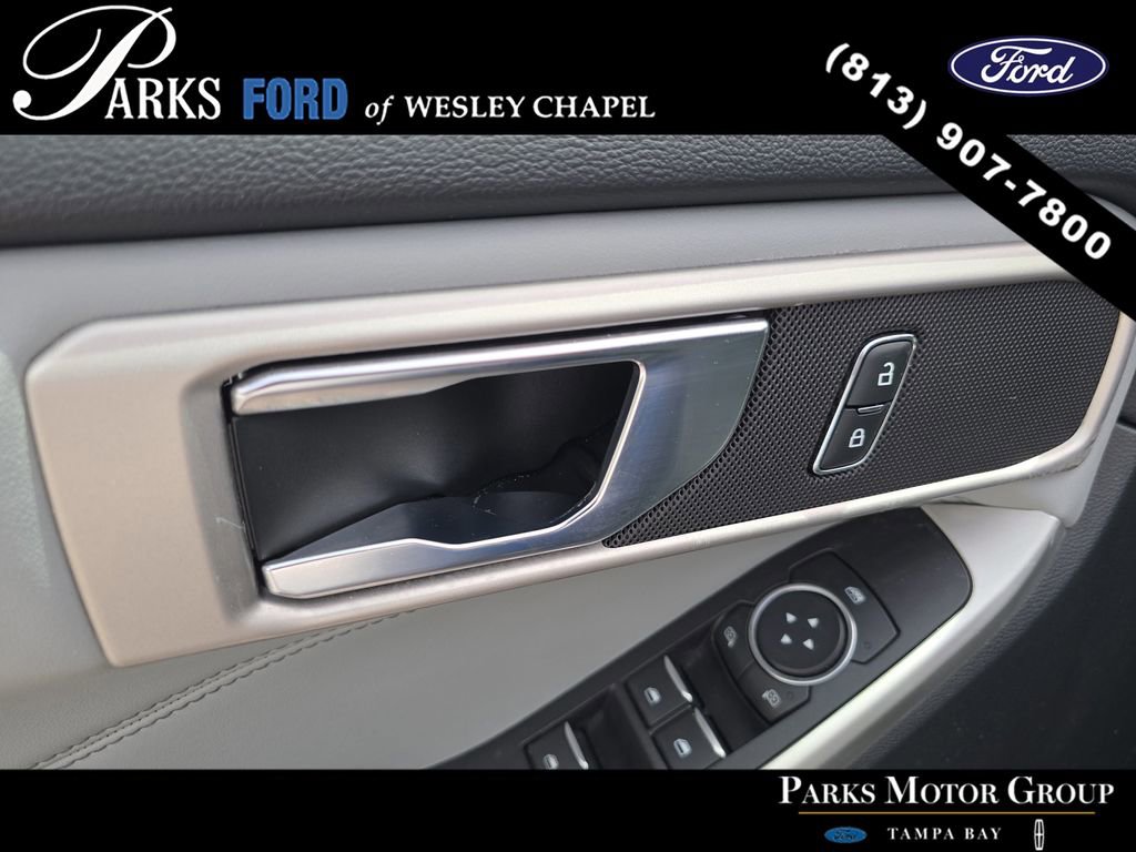 Certified 2021 Ford Explorer XLT w/ Equipment Group 202A RWD image 18