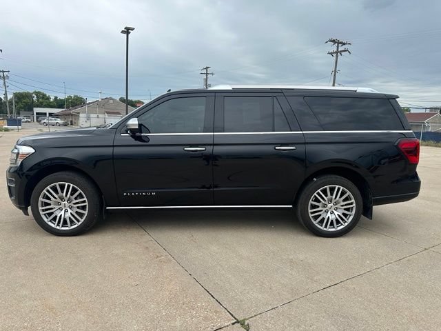Certified 2022 Ford Expedition Max Platinum AWD/4WD image 2