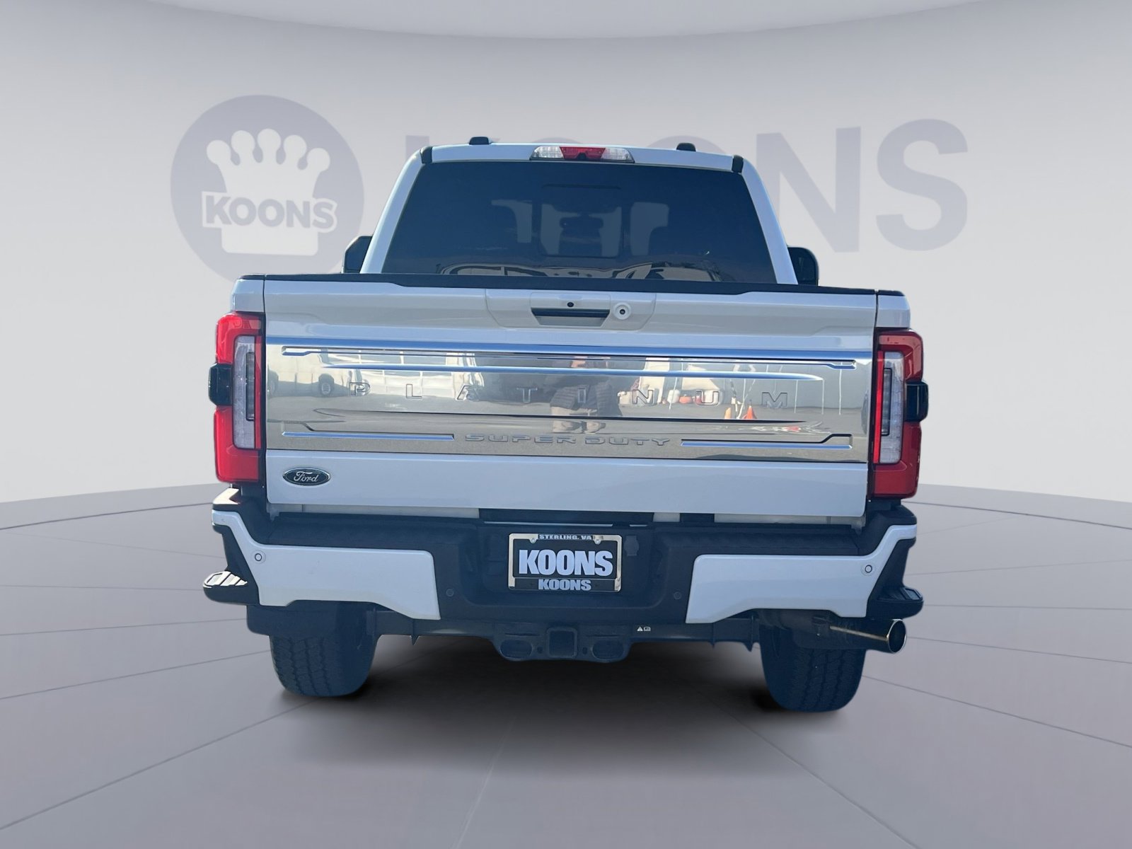 Certified 2024 Ford F250 Platinum w/ FX4 Off-Road Package AWD/4WD image 15