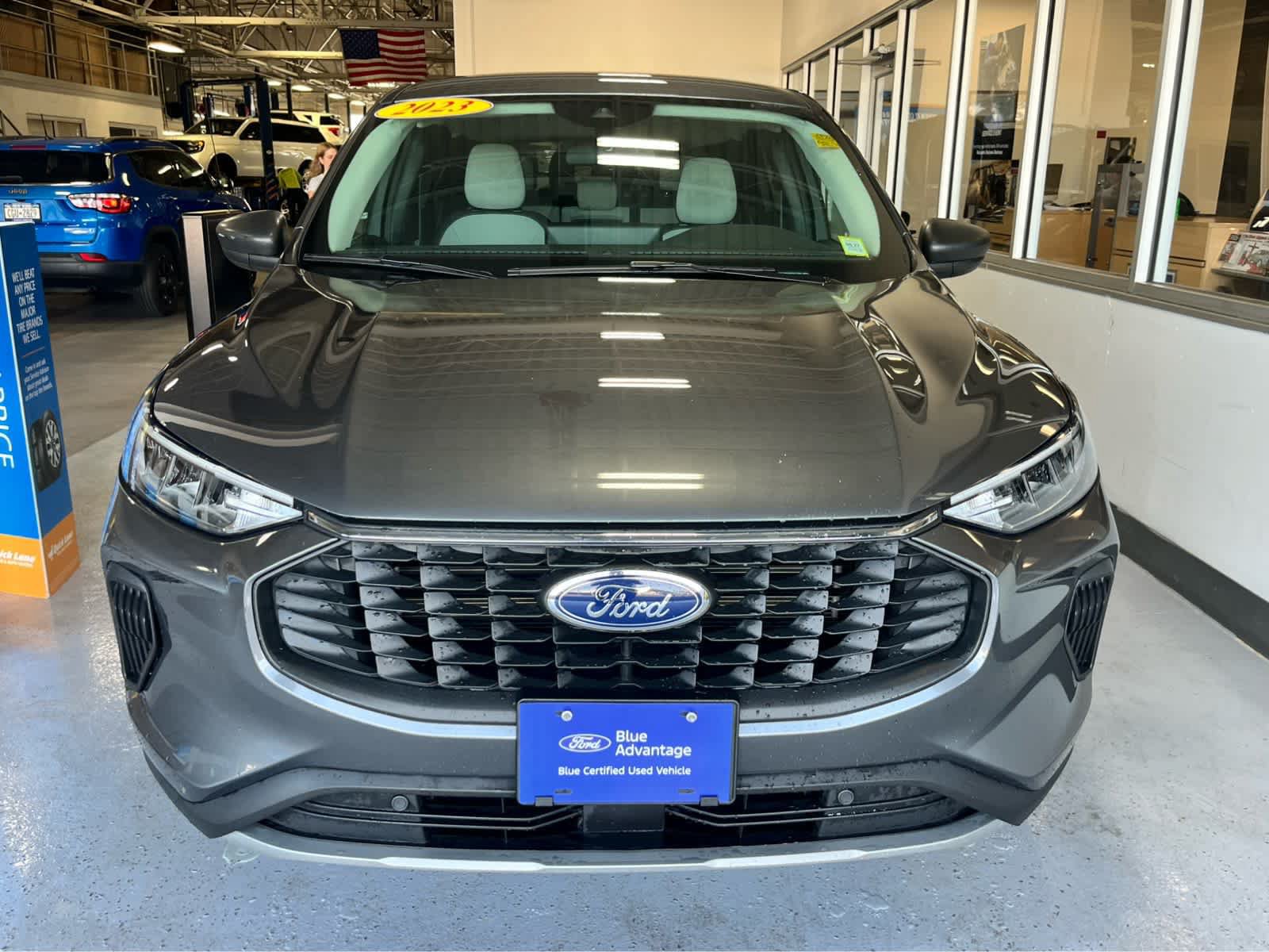 Certified 2023 Ford Escape Active w/ Tech Pack #1 AWD/4WD image 3