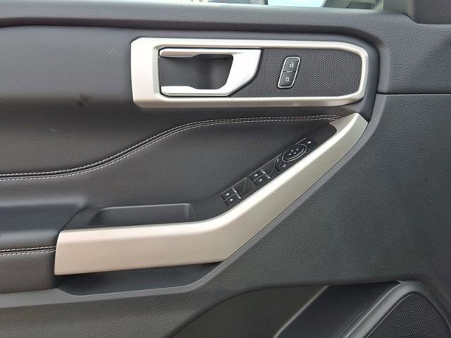 Certified 2023 Ford Explorer XLT w/ Equipment Group 202A image 13
