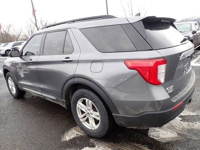 Certified 2021 Ford Explorer XLT w/ Class III Trailer Tow Package image 5