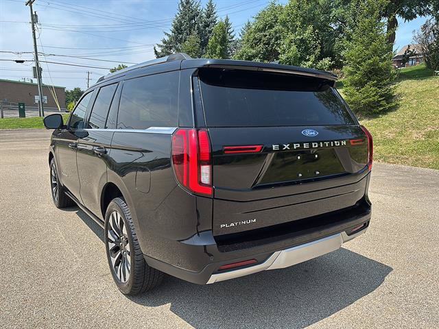 Certified 2025 Ford Expedition Platinum w/ Driver's Package AWD/4WD video 2