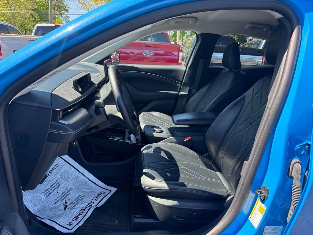 Certified 2022 Ford Mustang Mach-E Select AWD/4WD image 6
