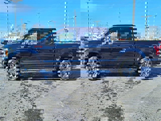 Certified 2018 Ford F150 XLT w/ Equipment Group 302A Luxury image 2