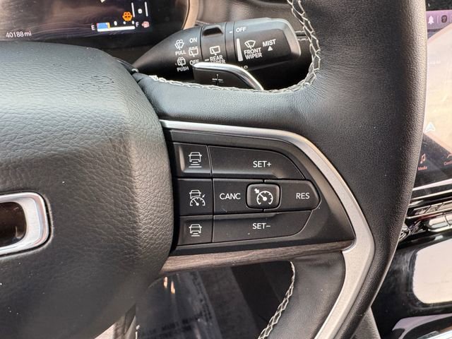 Used 2022 Jeep Grand Cherokee L Limited image 24