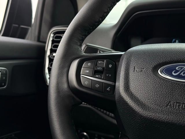 Certified 2025 Ford Ranger Lariat w/ Black Appearance Package image 24