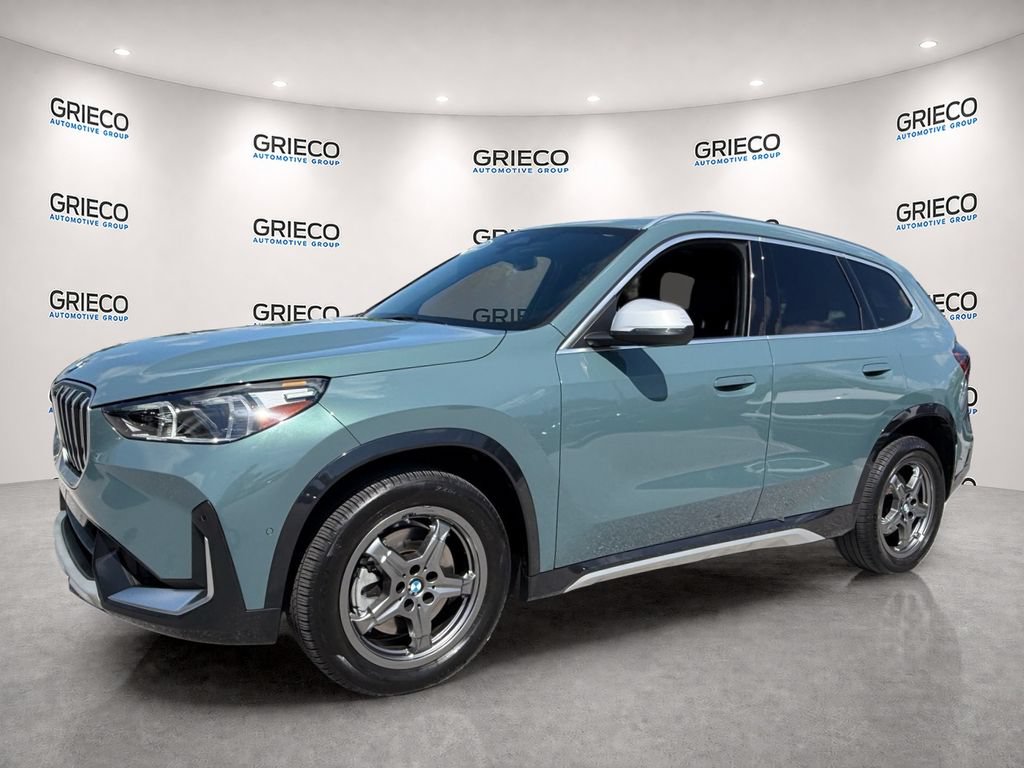 Used 2023 BMW X1 xDrive28i w/ Convenience Package AWD/4WD image 3