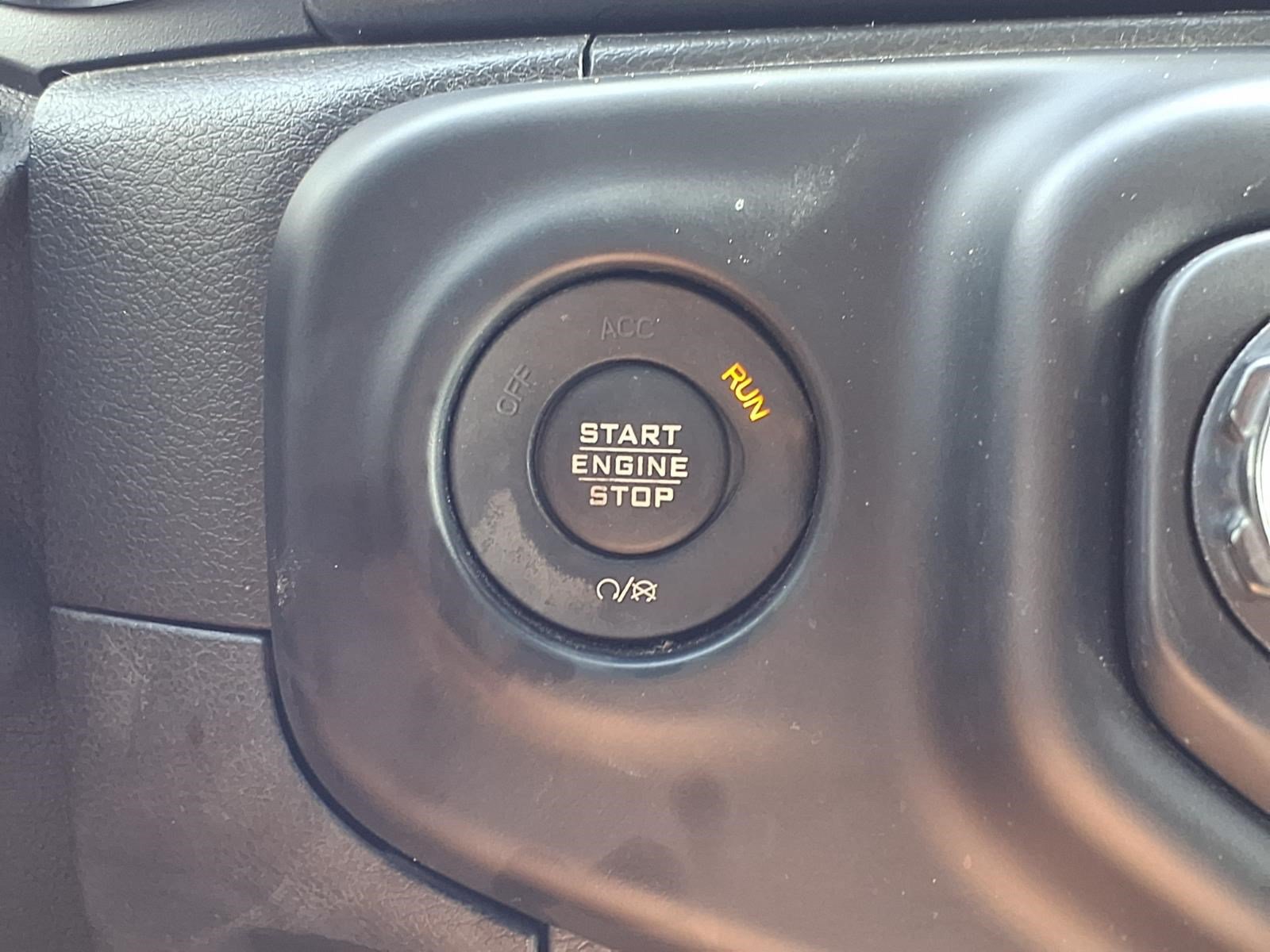 Used 2020 Jeep Wrangler Unlimited Sport AWD/4WD image 25