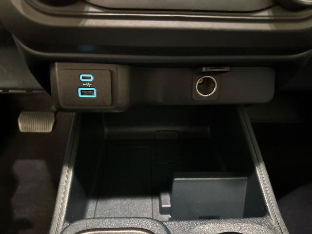 Certified 2023 Ford Maverick XLT FWD image 28