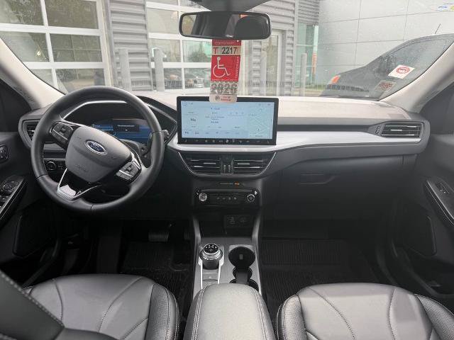 Certified 2025 Ford Escape SE w/ PHEV Premium Package FWD image 7