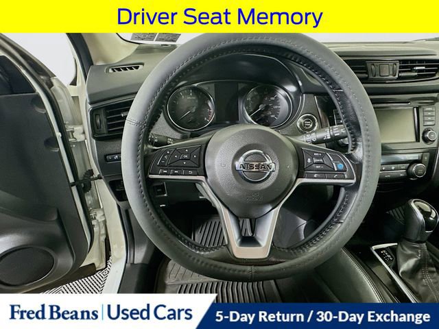 Used 2020 Nissan Rogue Sport SL w/ Premium Package image 14