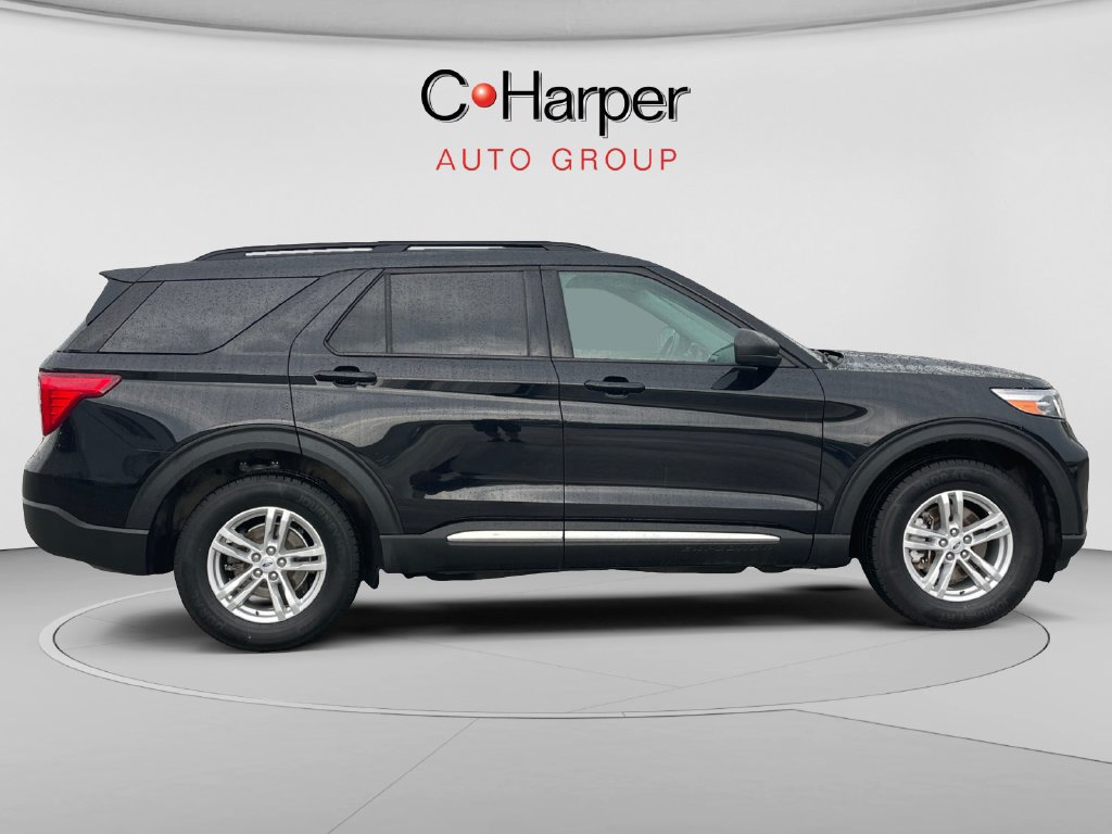 Certified 2023 Ford Explorer XLT AWD/4WD image 2