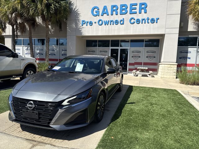 Used 2024 Nissan Altima 2.5 SV