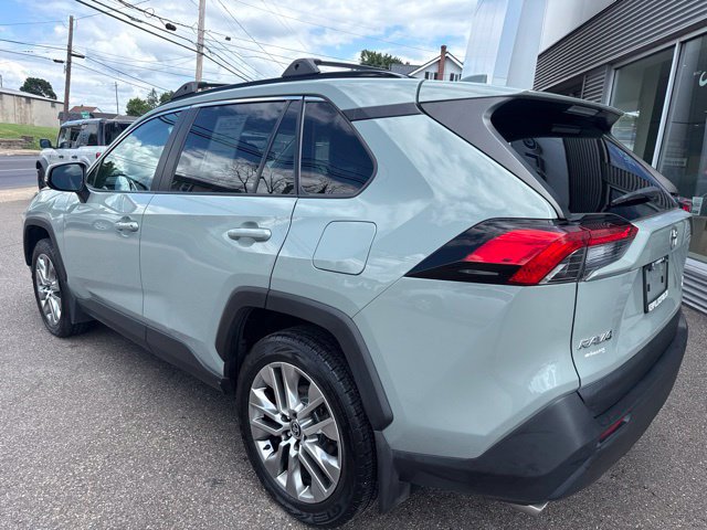 Used 2023 Toyota RAV4 XLE Premium AWD/4WD image 8
