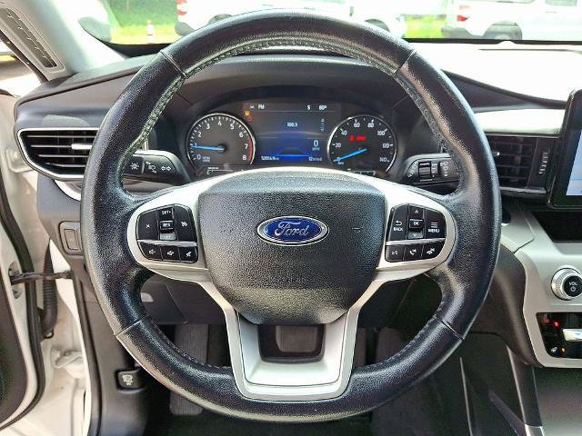 Certified 2022 Ford Explorer XLT w/ Equipment Group 202A AWD/4WD image 19