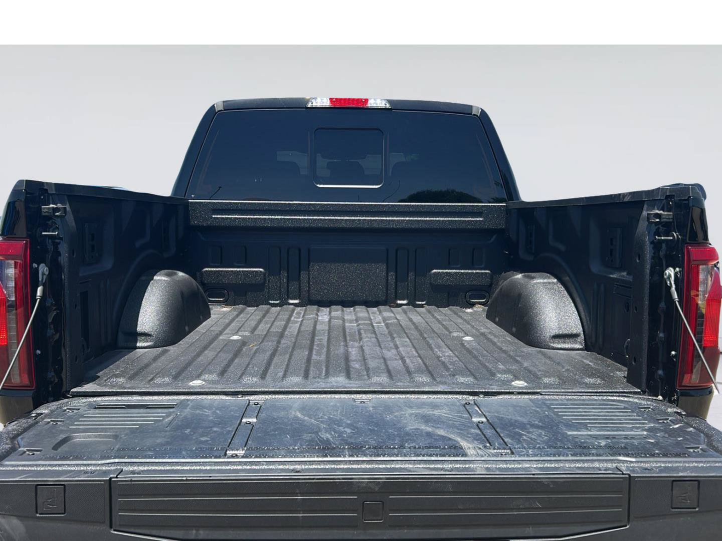 Certified 2025 Ford F150 XLT w/ Equipment Group 302A MID AWD/4WD image 27