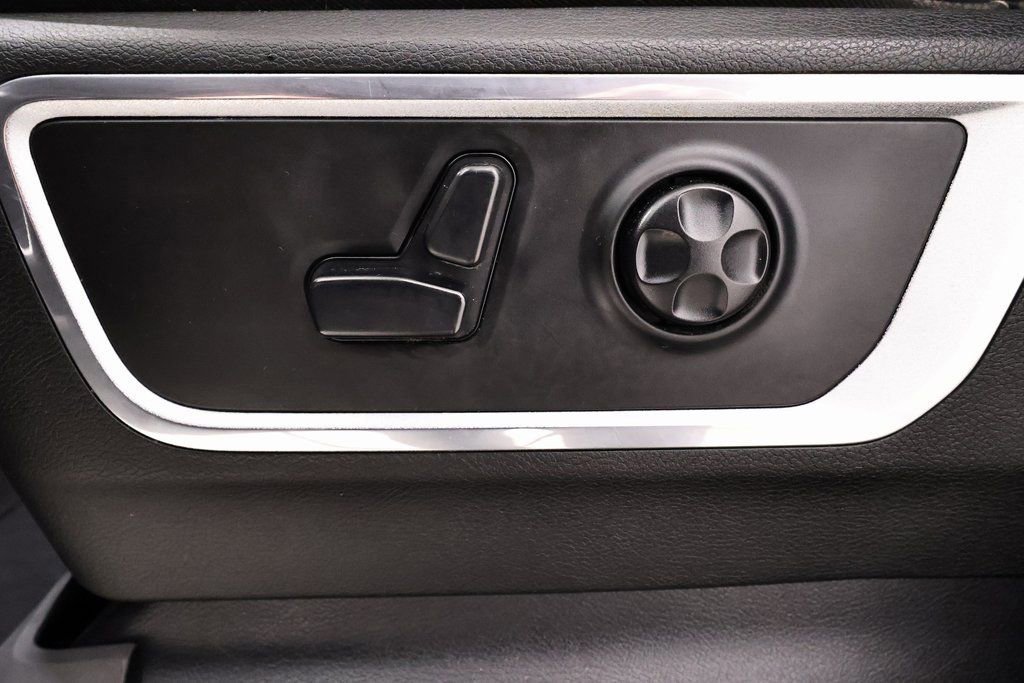 Used 2019 RAM 1500 Laramie image 18