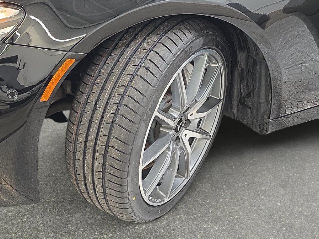 Used 2023 Mercedes-Benz E 350 4MATIC Sedan image 32