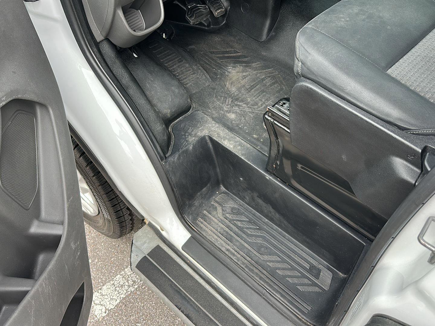 Certified 2024 Ford Transit 250 Low Roof w/ Exterior Upgrade Package image 12