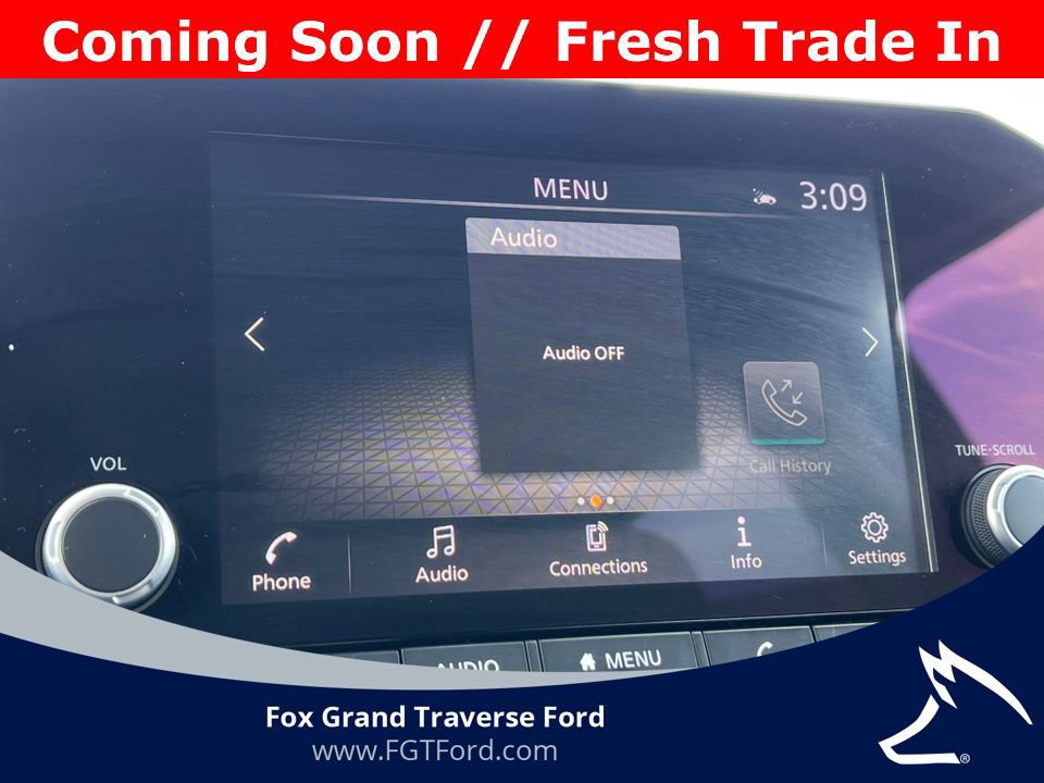 Used 2024 Nissan Pathfinder SV image 23