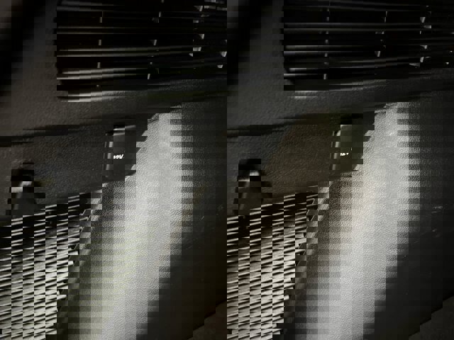 Certified 2024 Ford Escape Platinum image 37