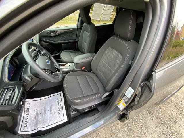 Certified 2023 Ford Escape Active AWD/4WD image 13