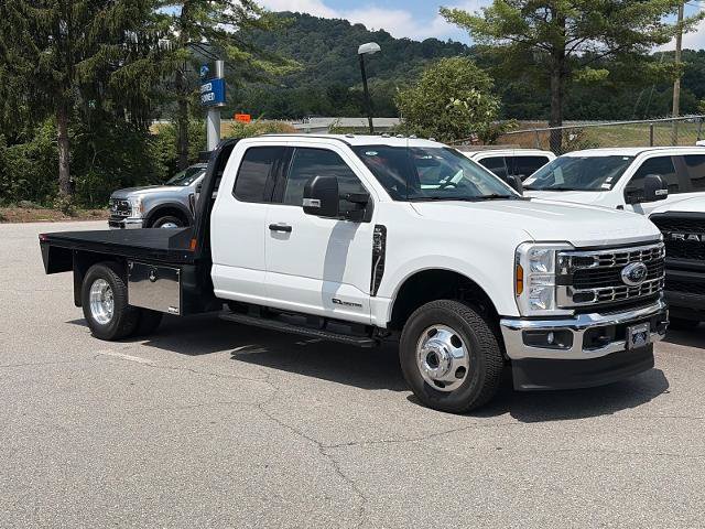 Certified 2026 Ford F350 XLT w/ XLT Value Package AWD/4WD image 1