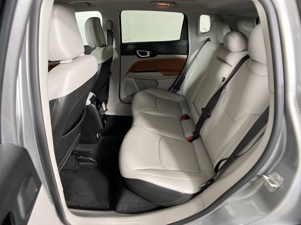 Used 2022 Jeep Compass Limited w/ Sun and Sound Group image 30