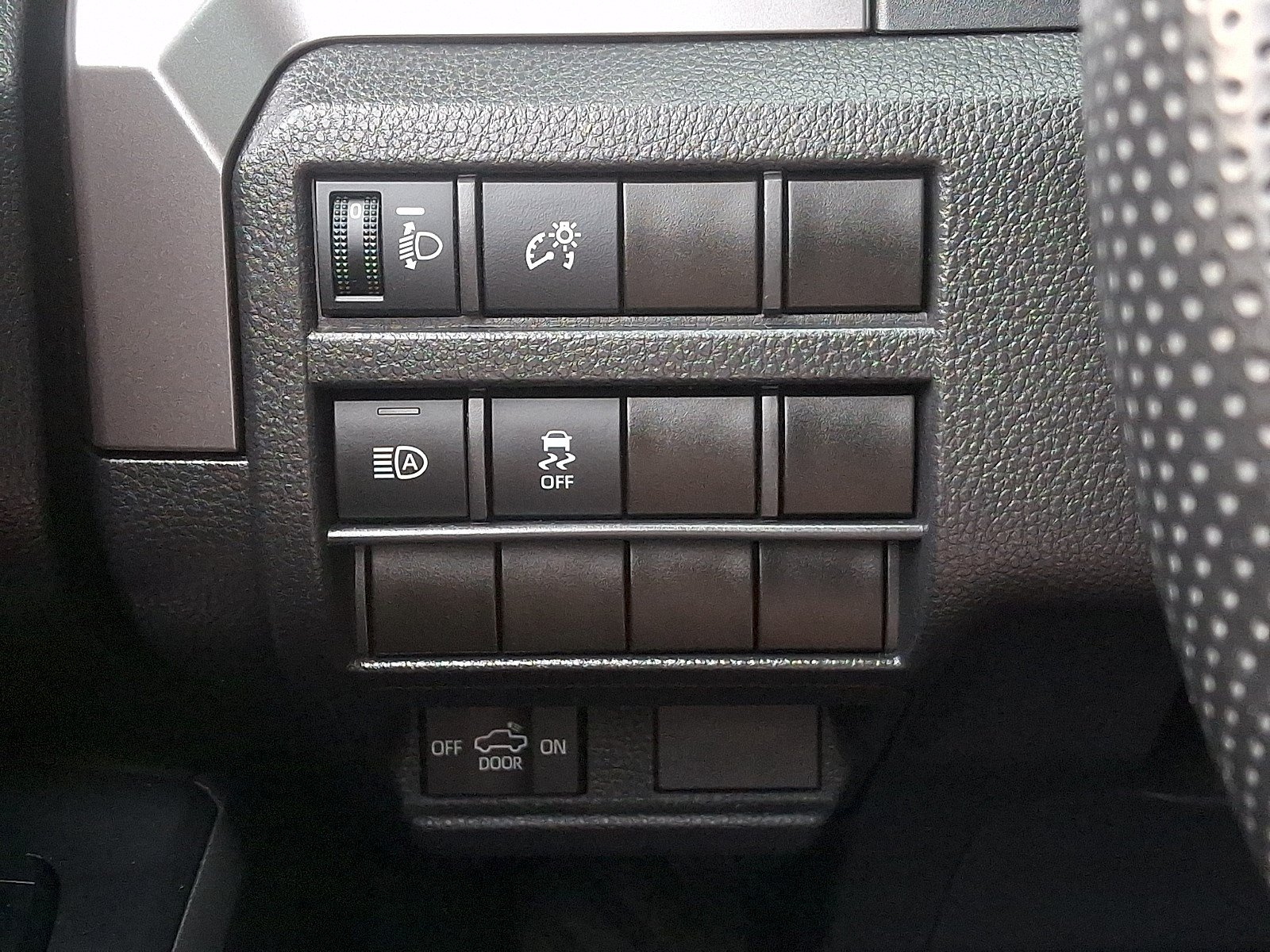 Used 2025 Toyota Tacoma SR5 RWD image 26