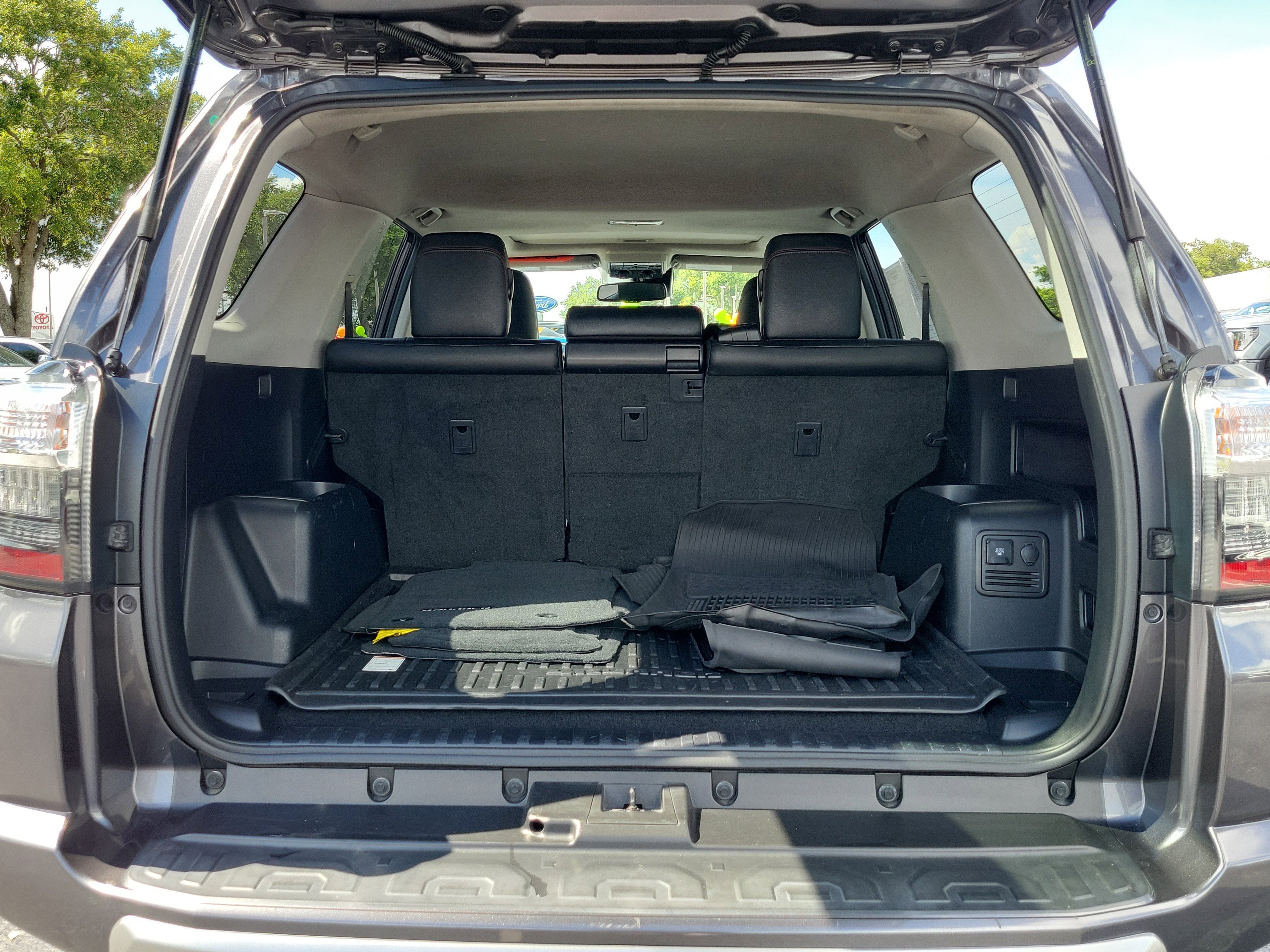Used 2021 Toyota 4Runner TRD Off-Road Premium w/ Moonroof Package AWD/4WD image 9