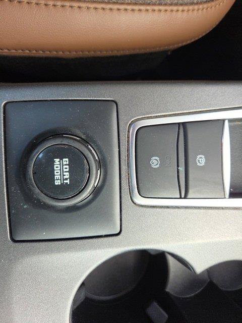 Certified 2025 Ford Bronco Sport Outer Banks w/ Outer Banks Tech Package+ AWD/4WD image 36
