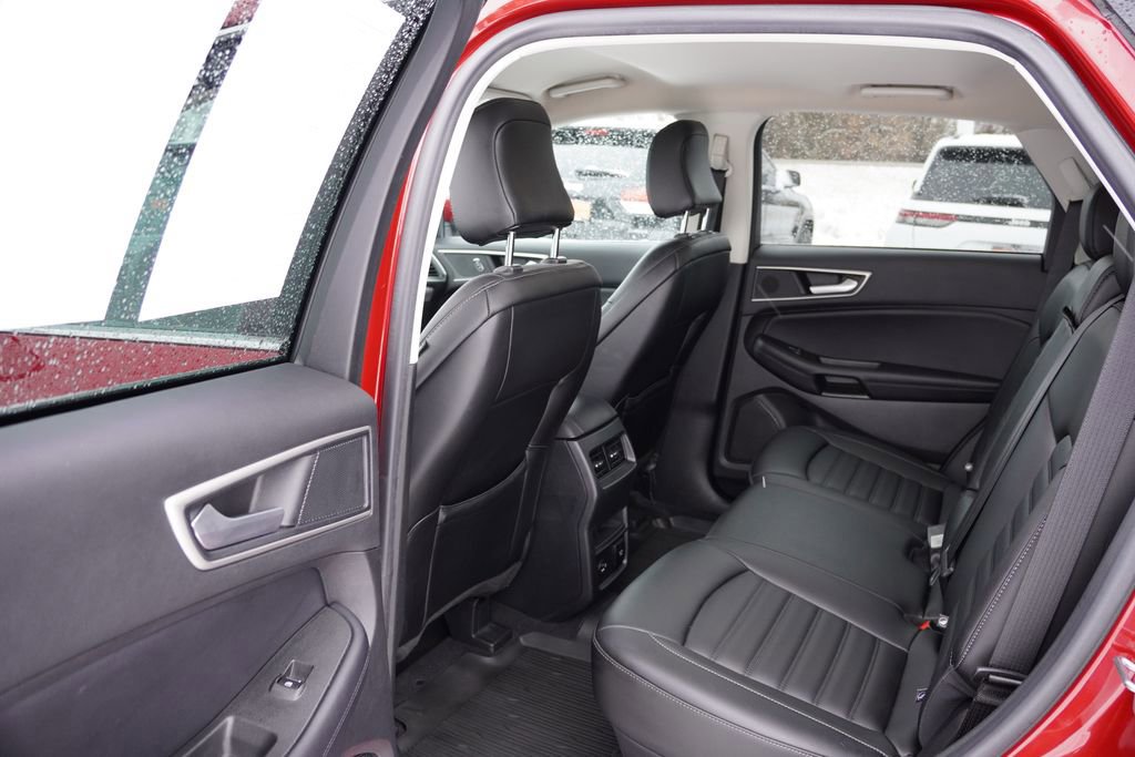 Certified 2021 Ford Edge SEL w/ Convenience Package image 17